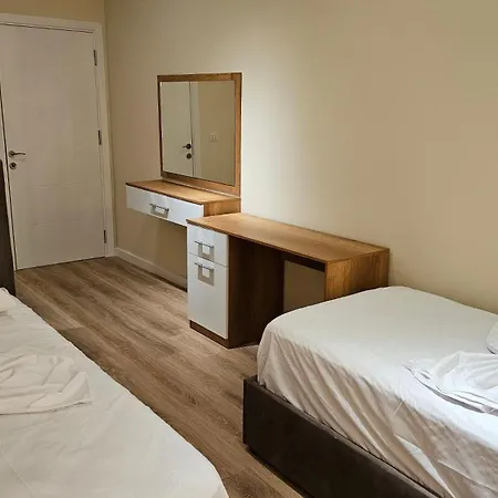 Airport Appartement *